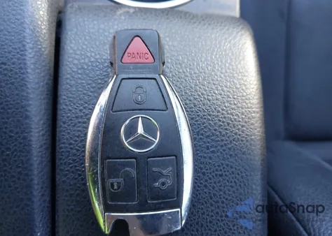 2010 Mercedes-Benz C 300 Luxury 4Matic/Sport 4Matic from USA, damaged, VIN WDDGF8BB0AF449838